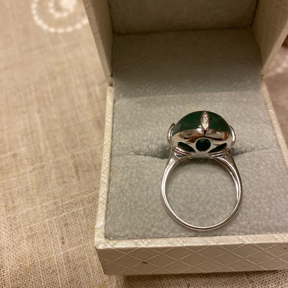 Burmese jadeite ring - Picture 2 of 4